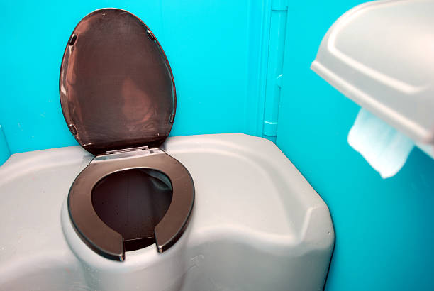 Best Affordable portable toilet rental  in Washburn, WI
